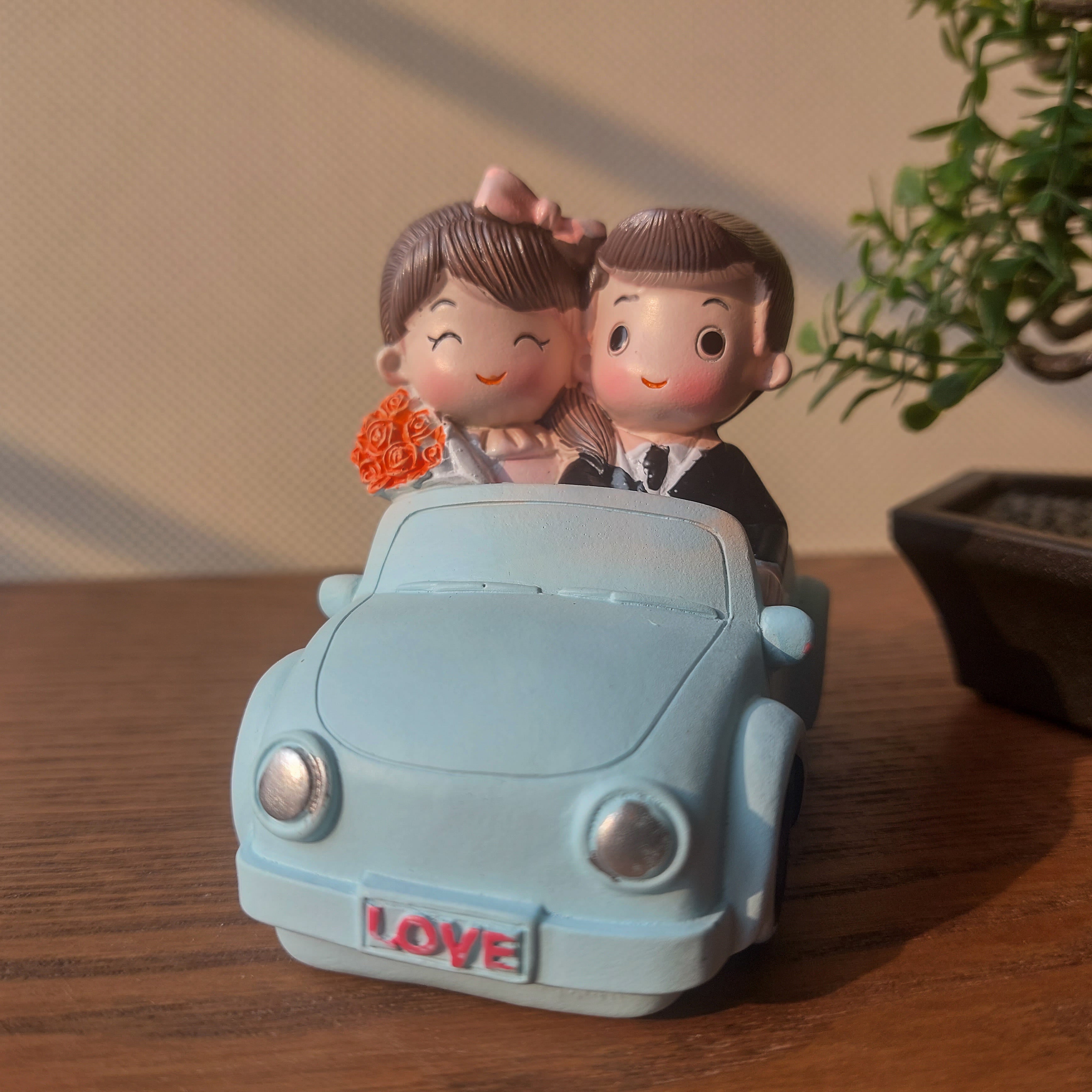 Cute Couples Showpieces