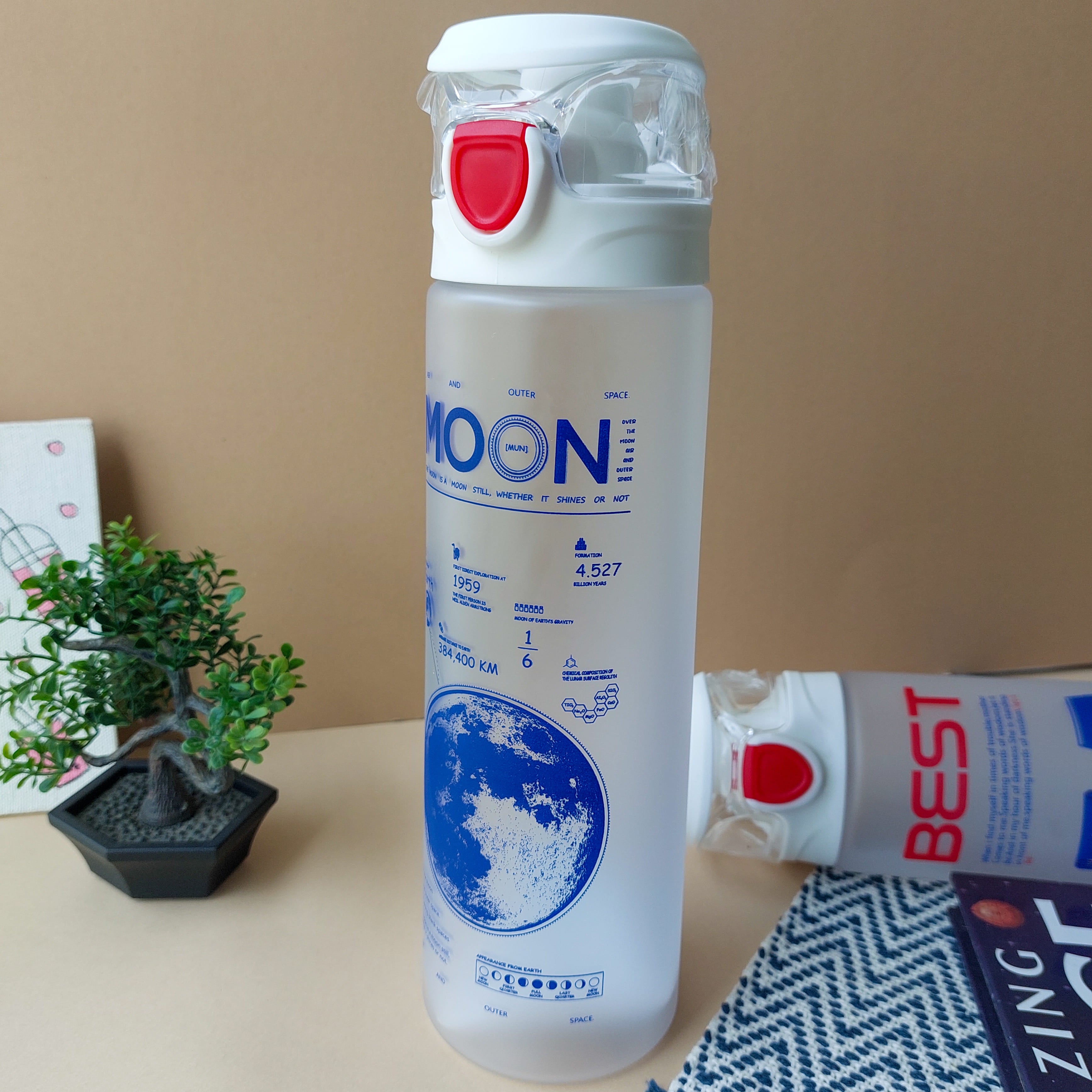 Space Cosmos Bottles 900ml