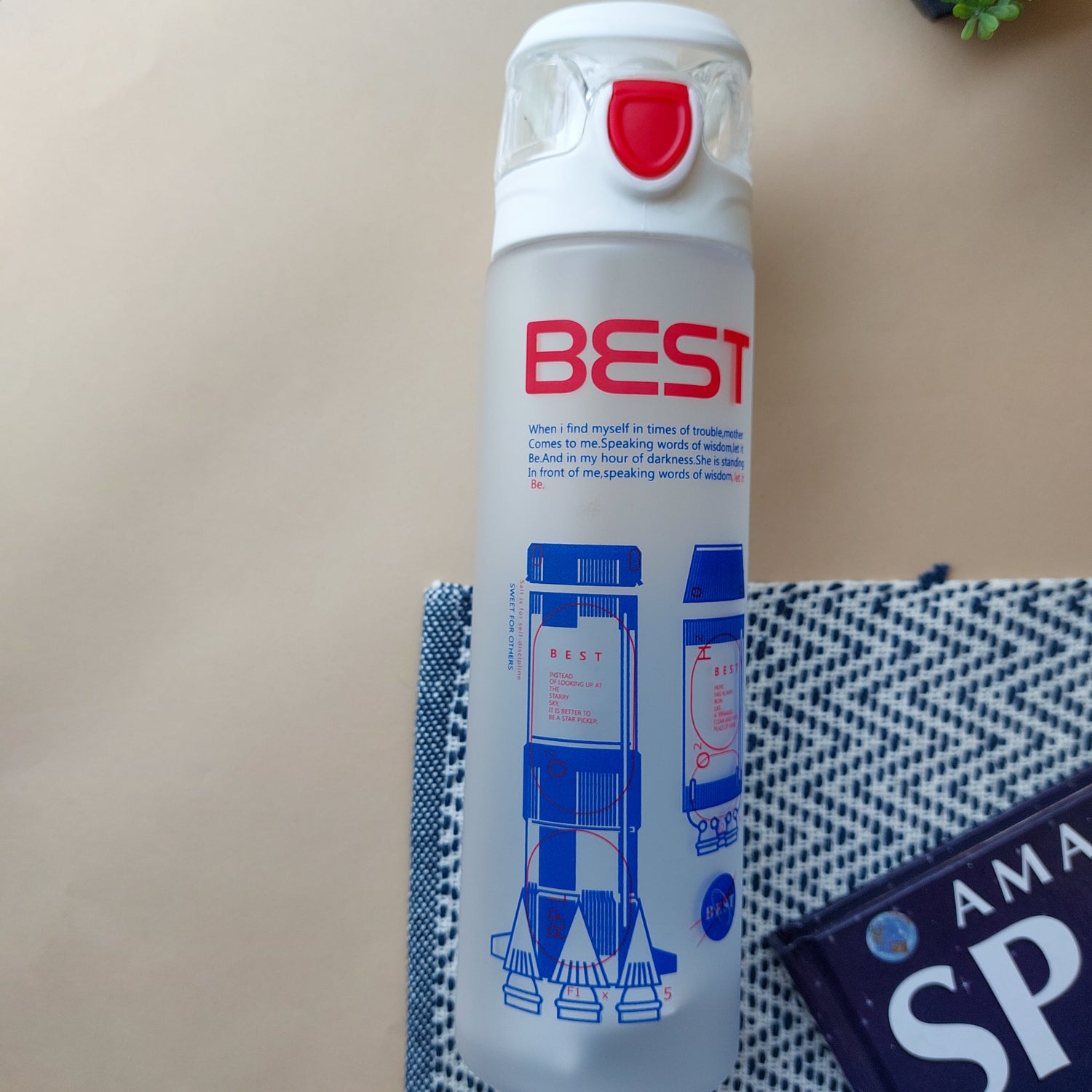 Space Cosmos Bottles 900ml