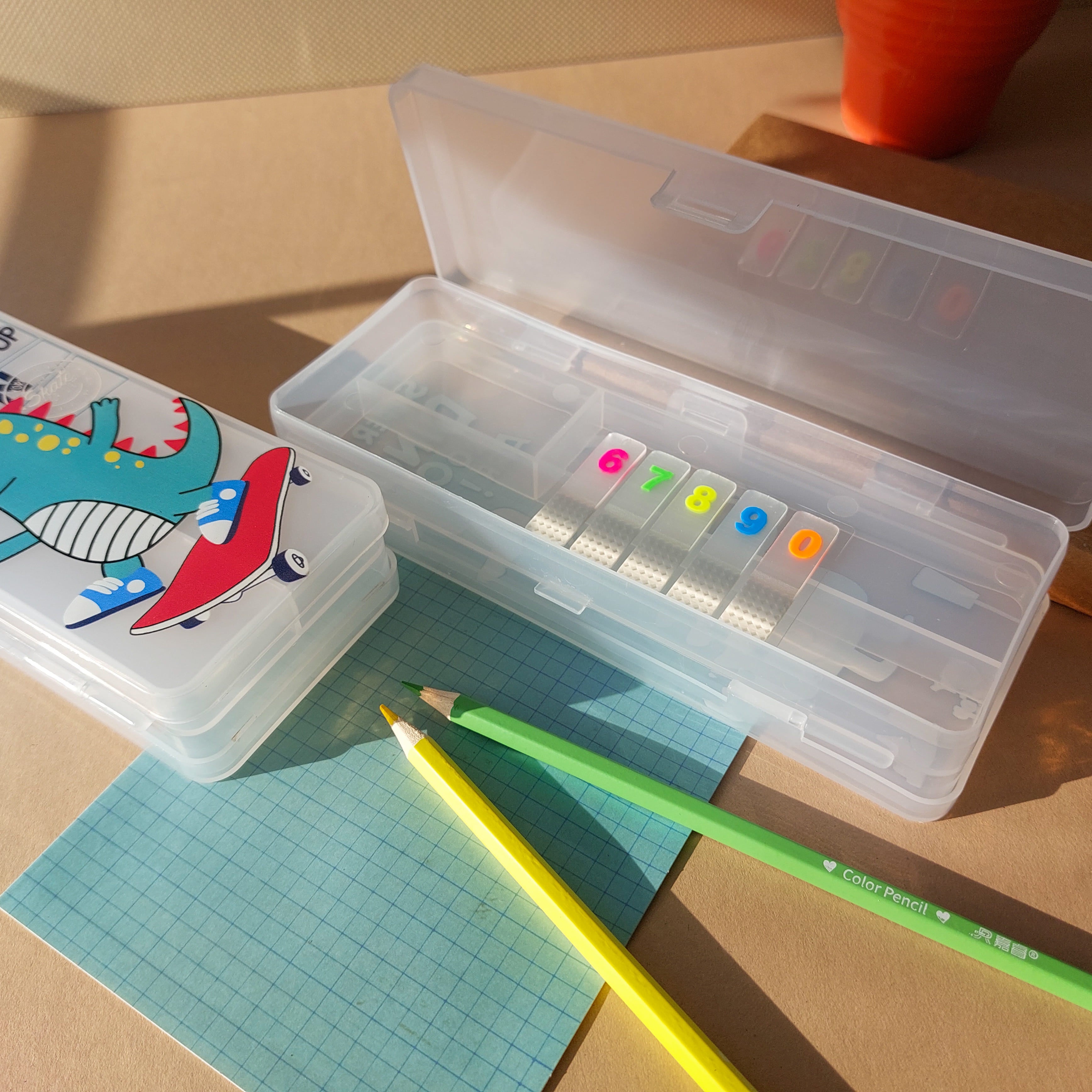 Plastic Compass Boxes