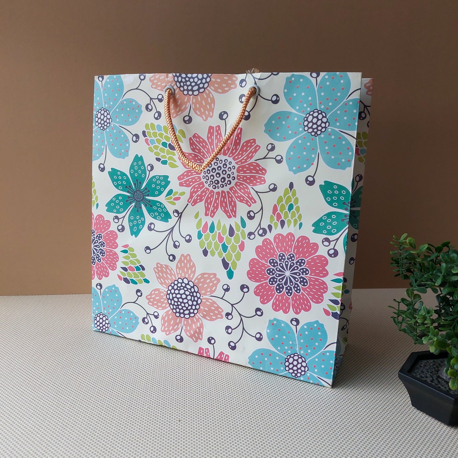 Designer Gift Bags 5pc Set 9x9