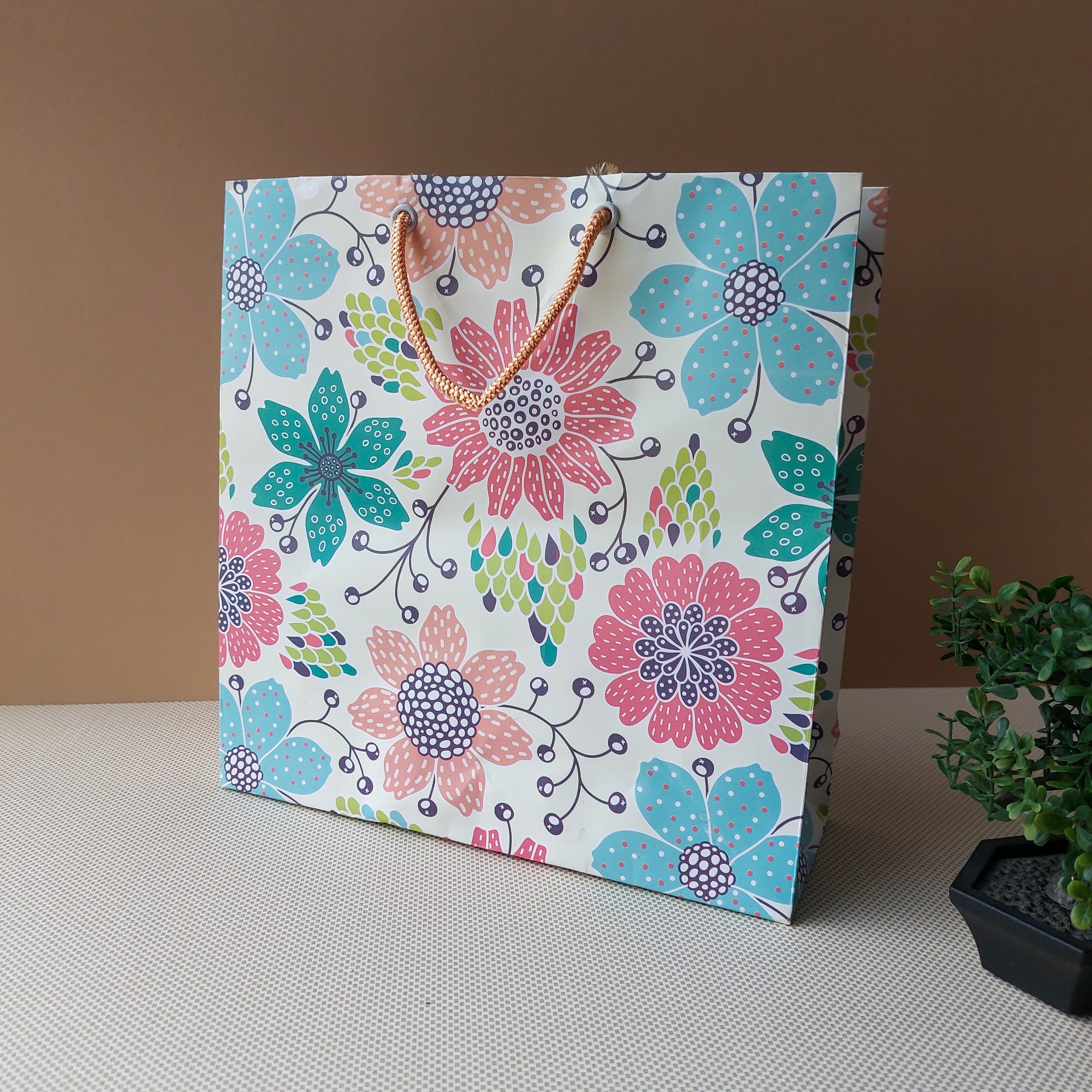 Designer Gift Bags 5pc Set 9x9