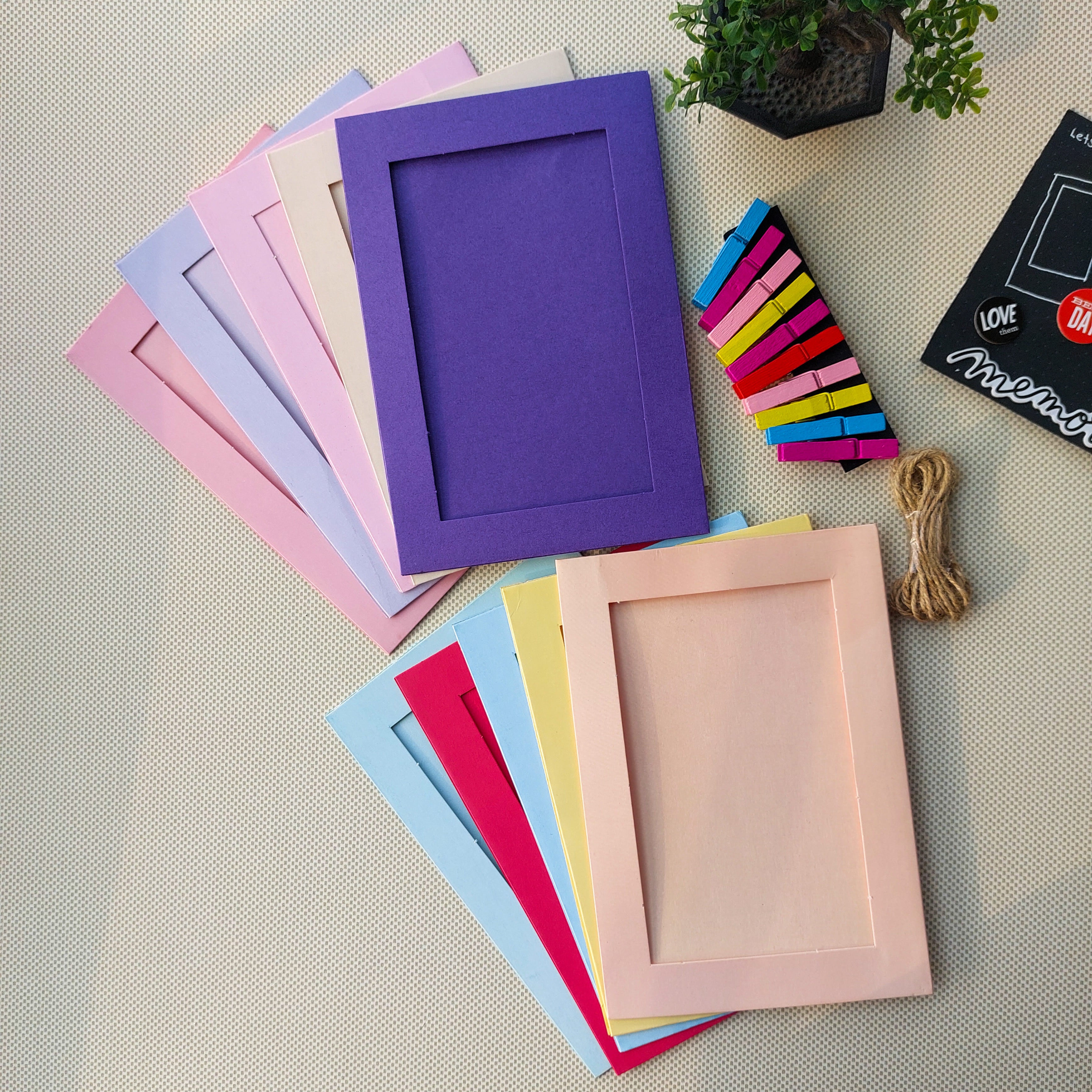 Hanging Photo Frame Kit with String and Clips