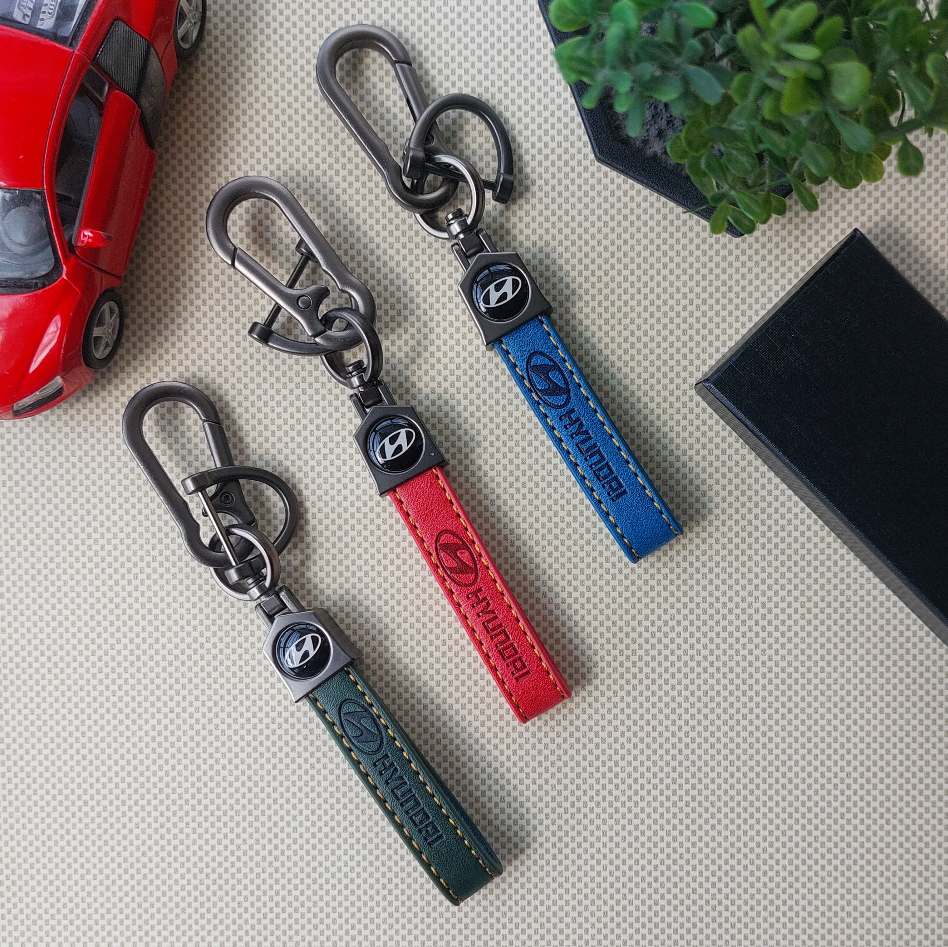 Hyundai Car Logo Leather Keychains