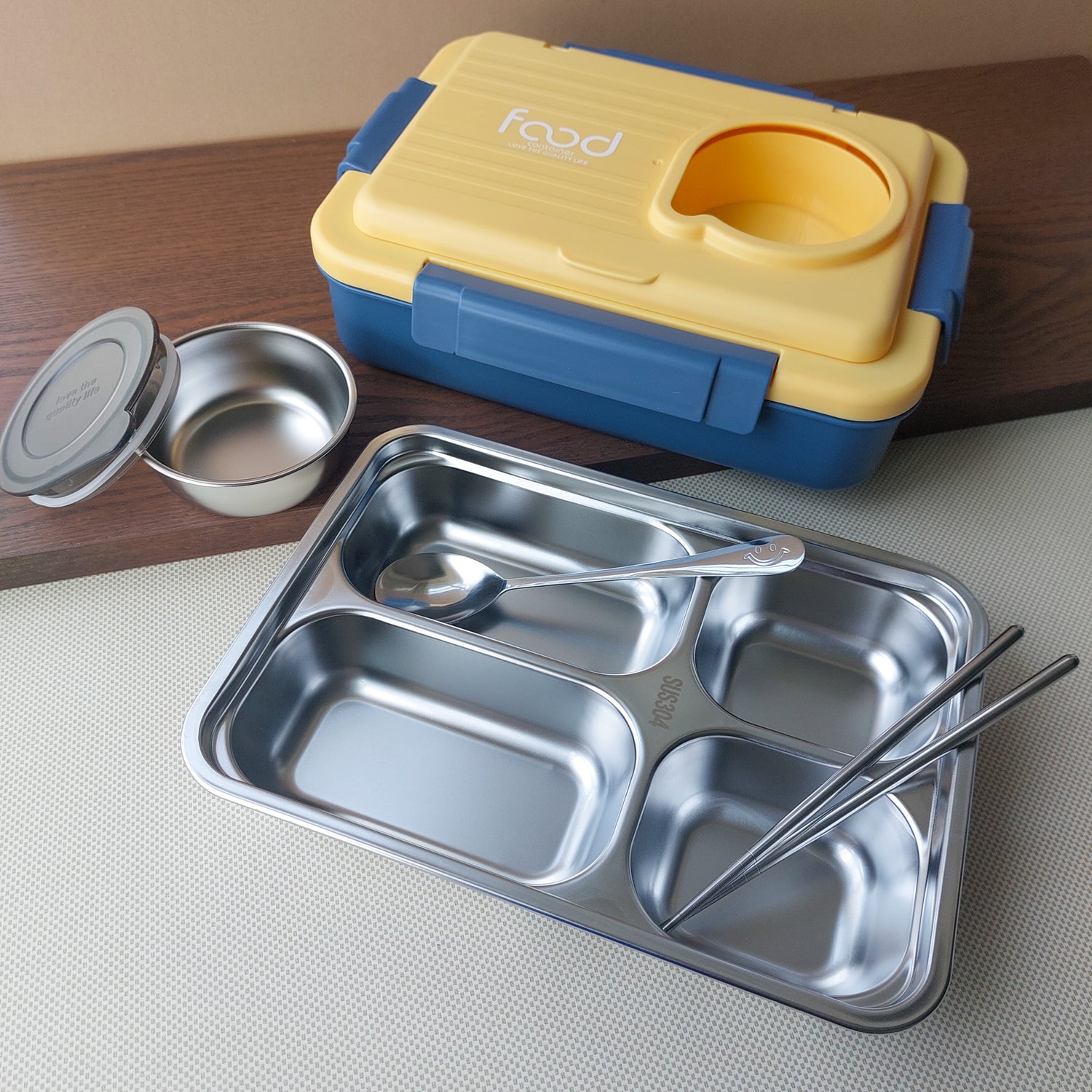 IQIX Lunch Boxes