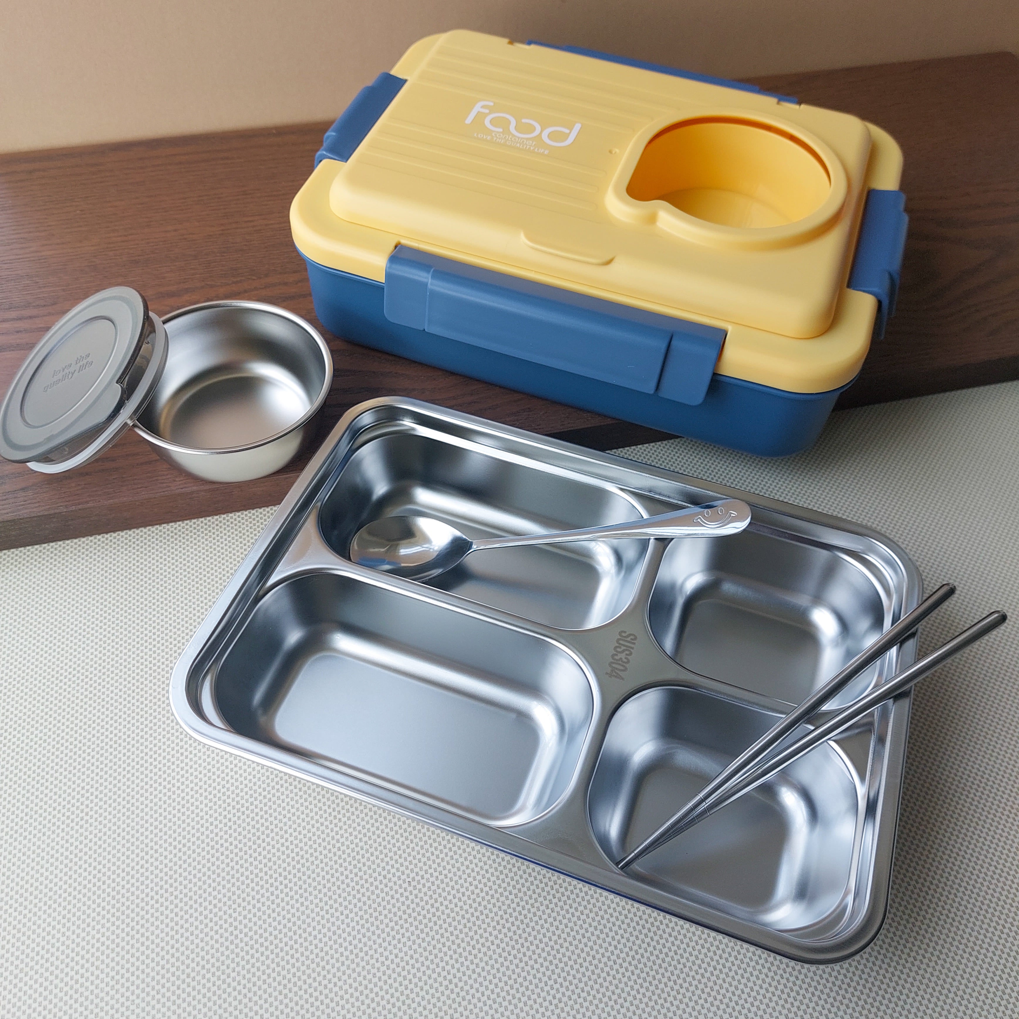 IQIX Lunch Boxes