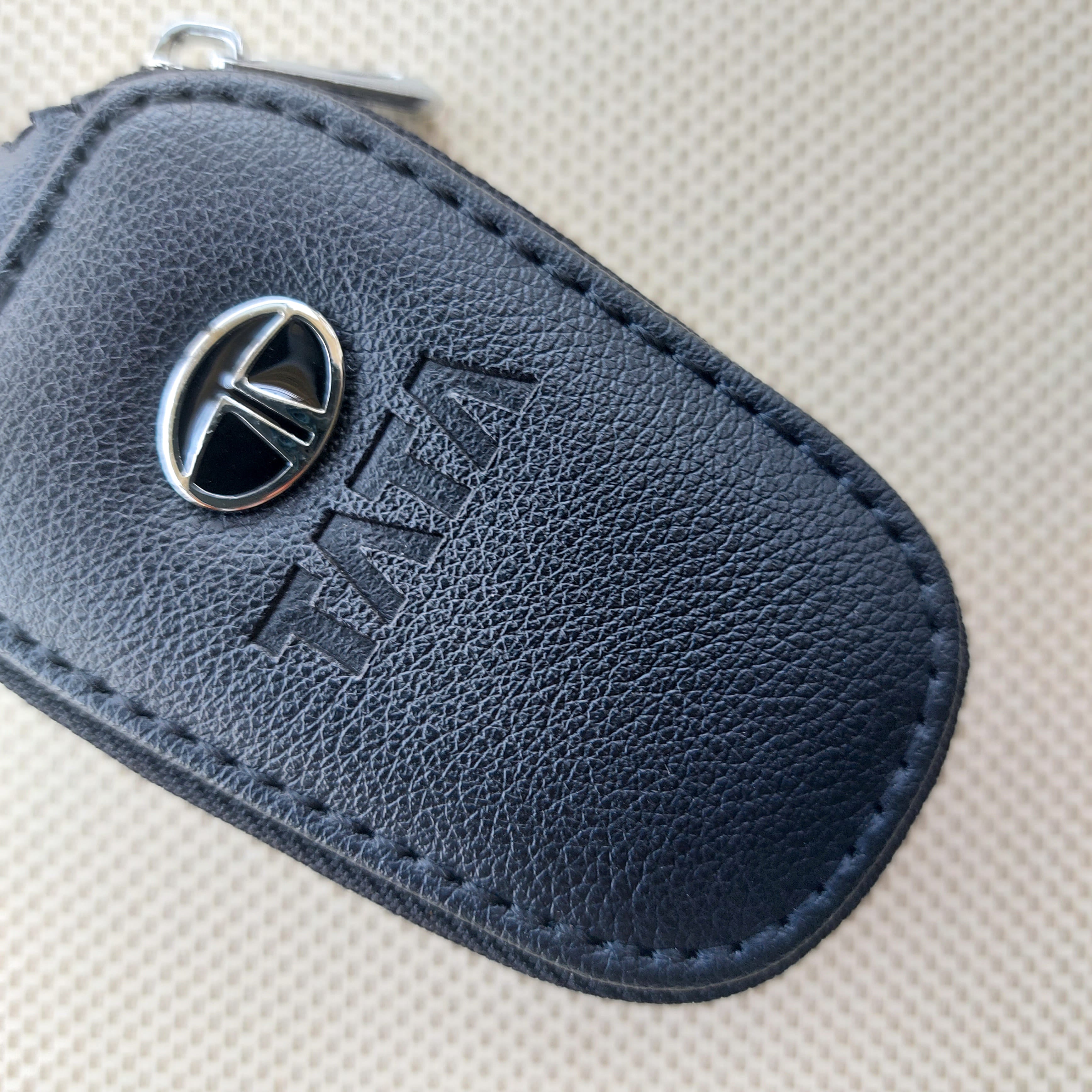 Premium Car Logo Keychains With Pouch