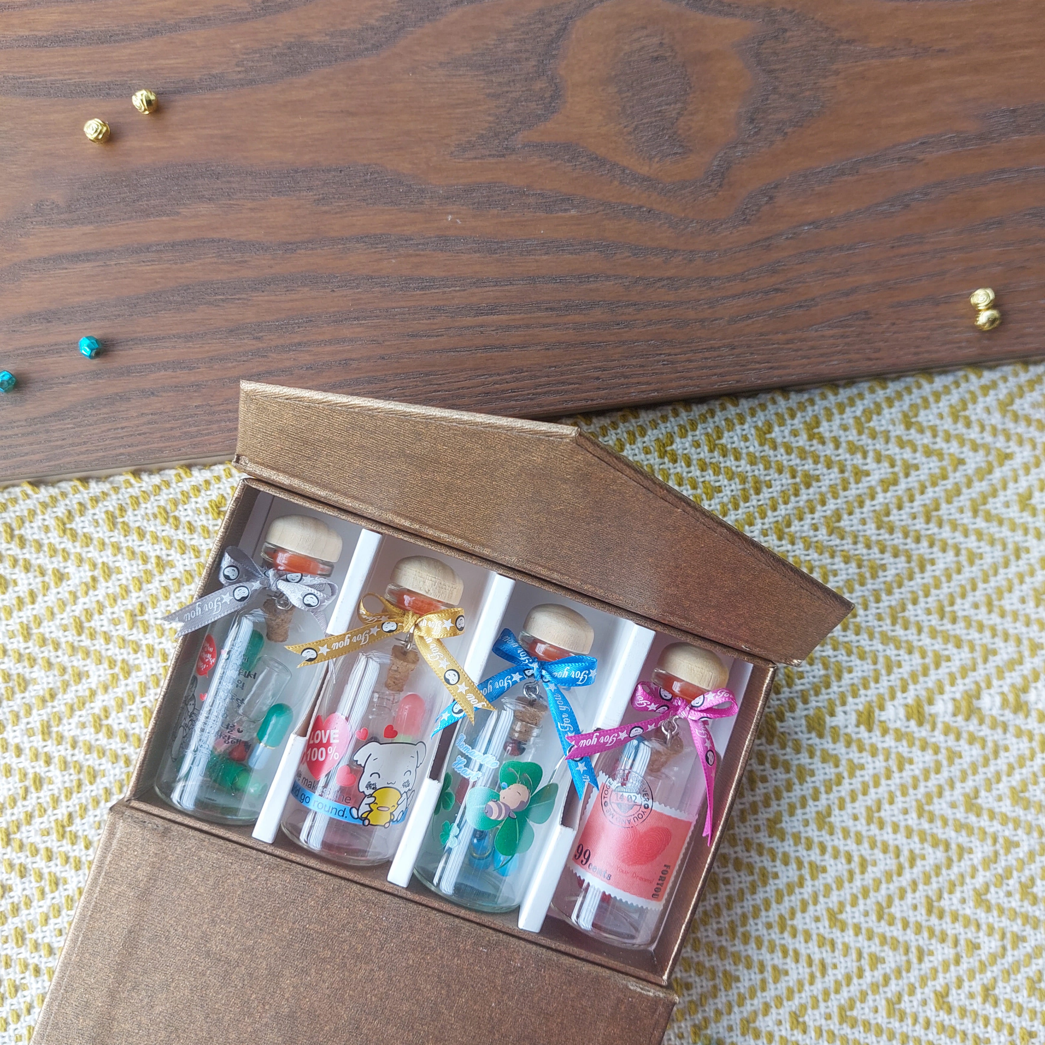 Message Bottles 4pc Set