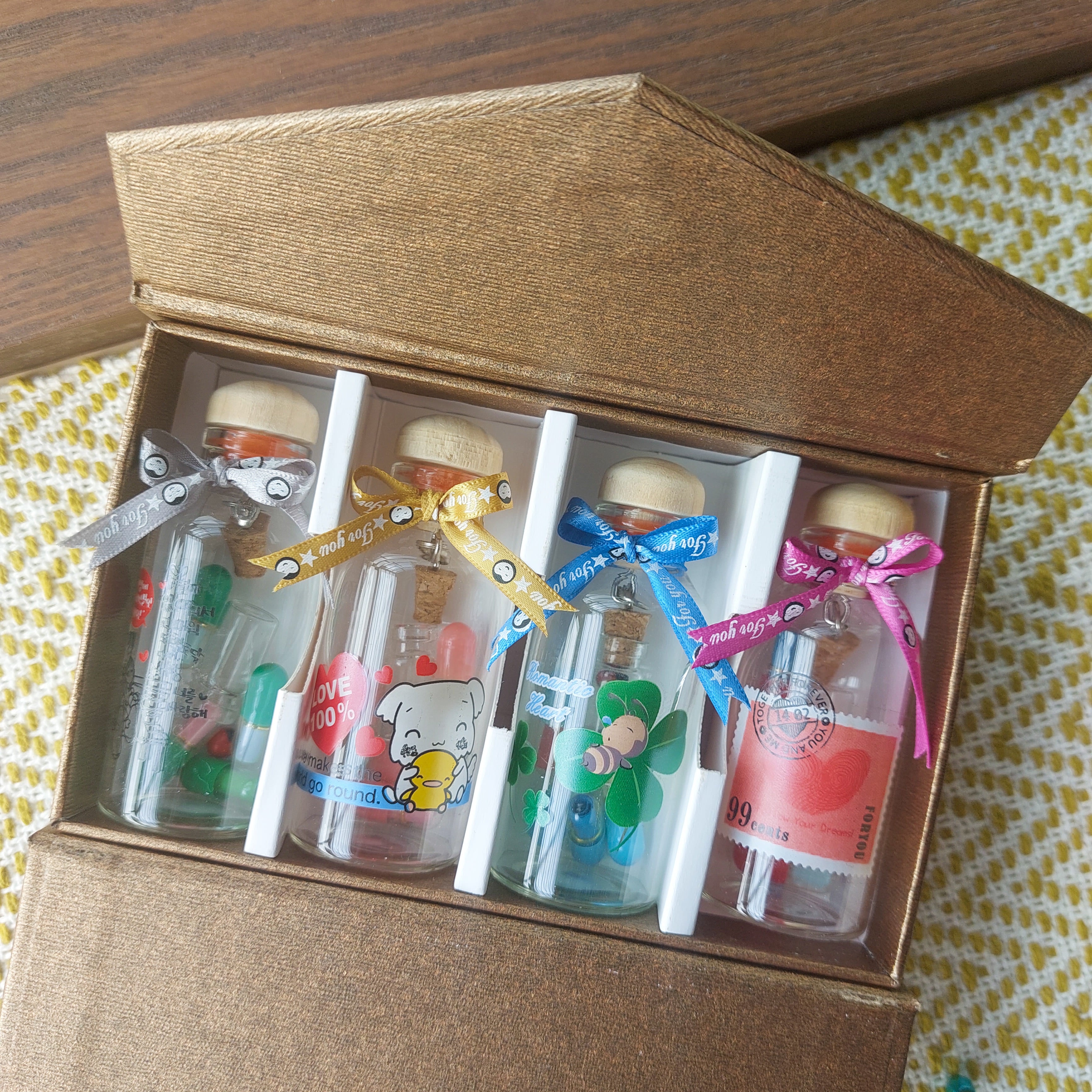 Message Bottles 4pc Set
