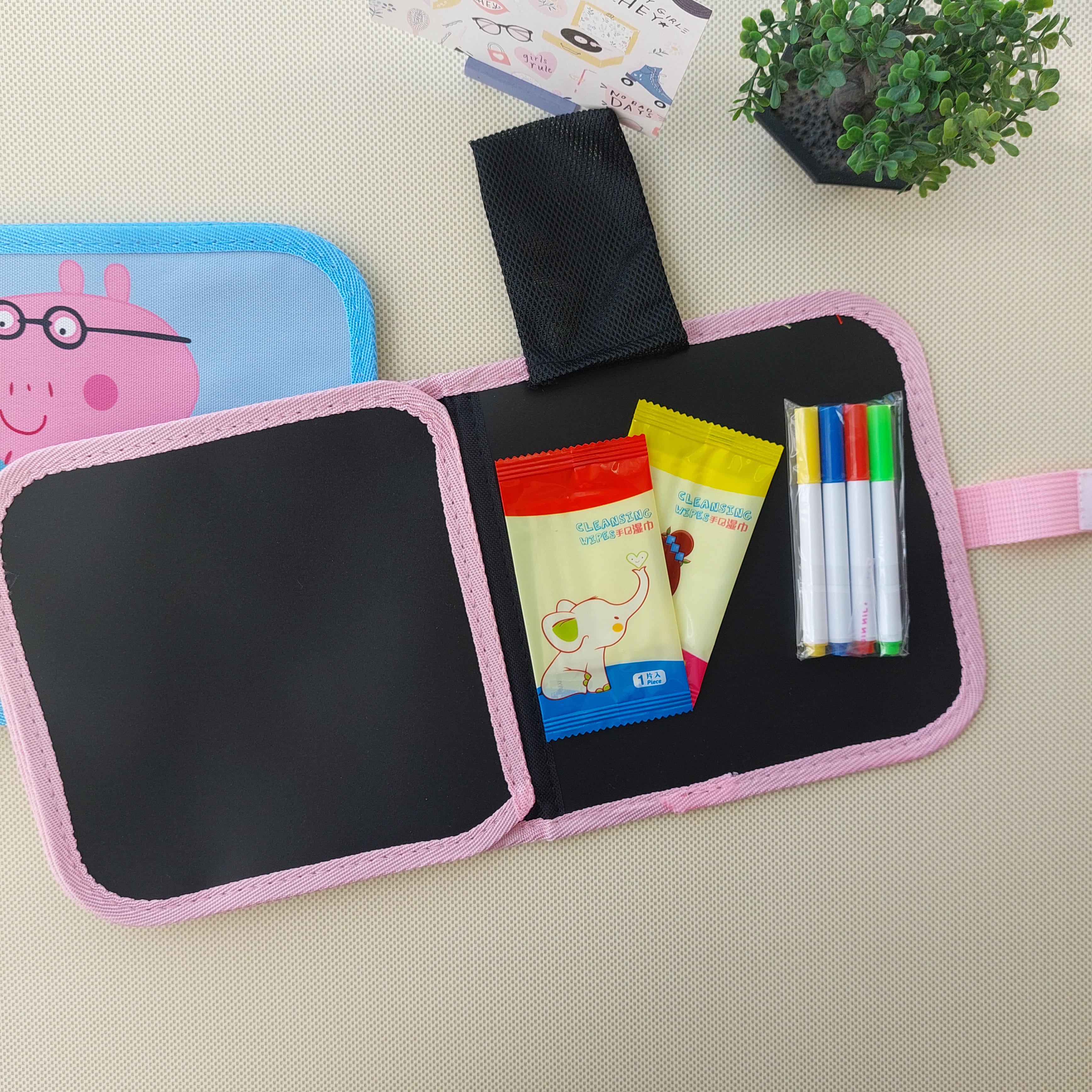 Portable Coloring Books 6 pages