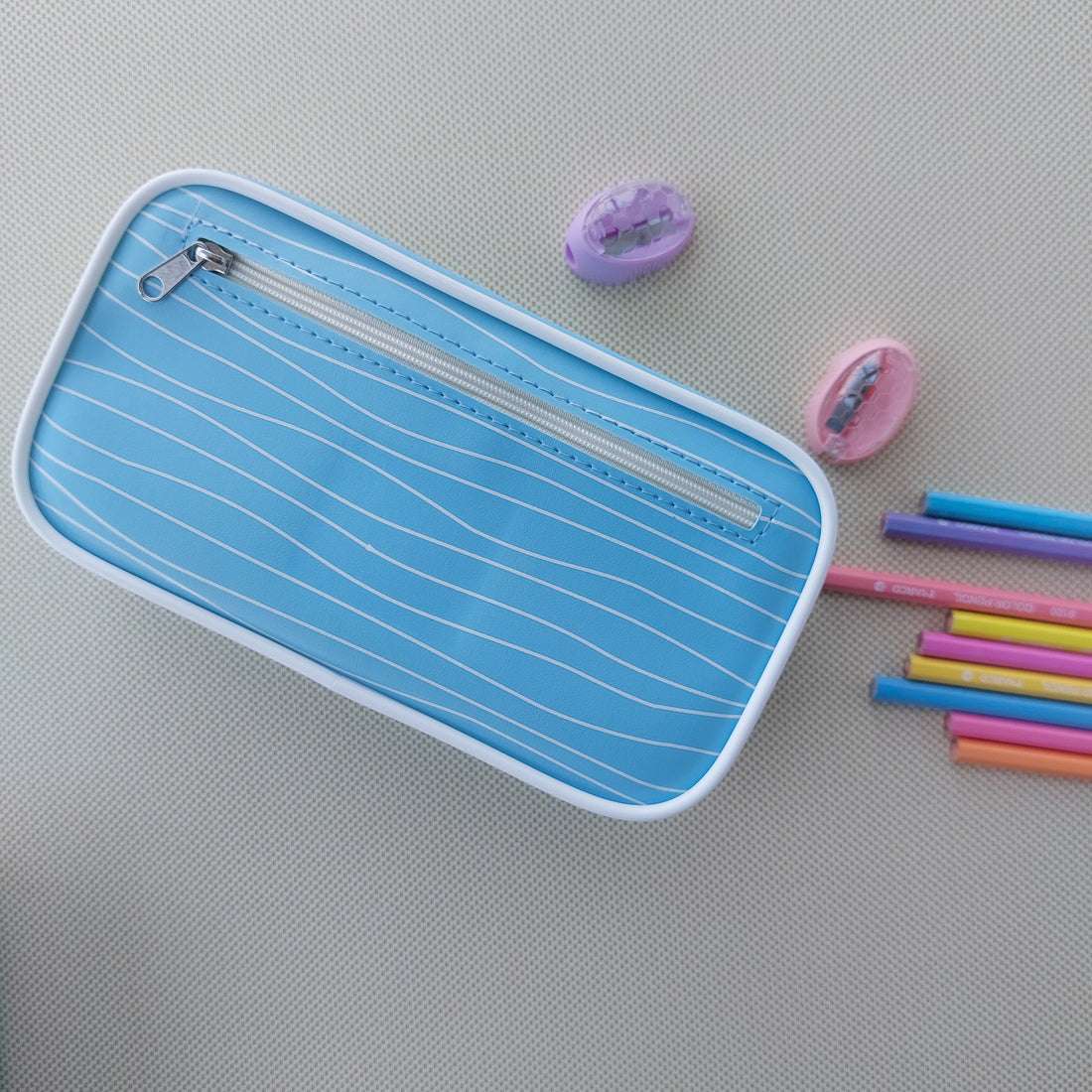 Compass Pouches Flamingo and Dolphin