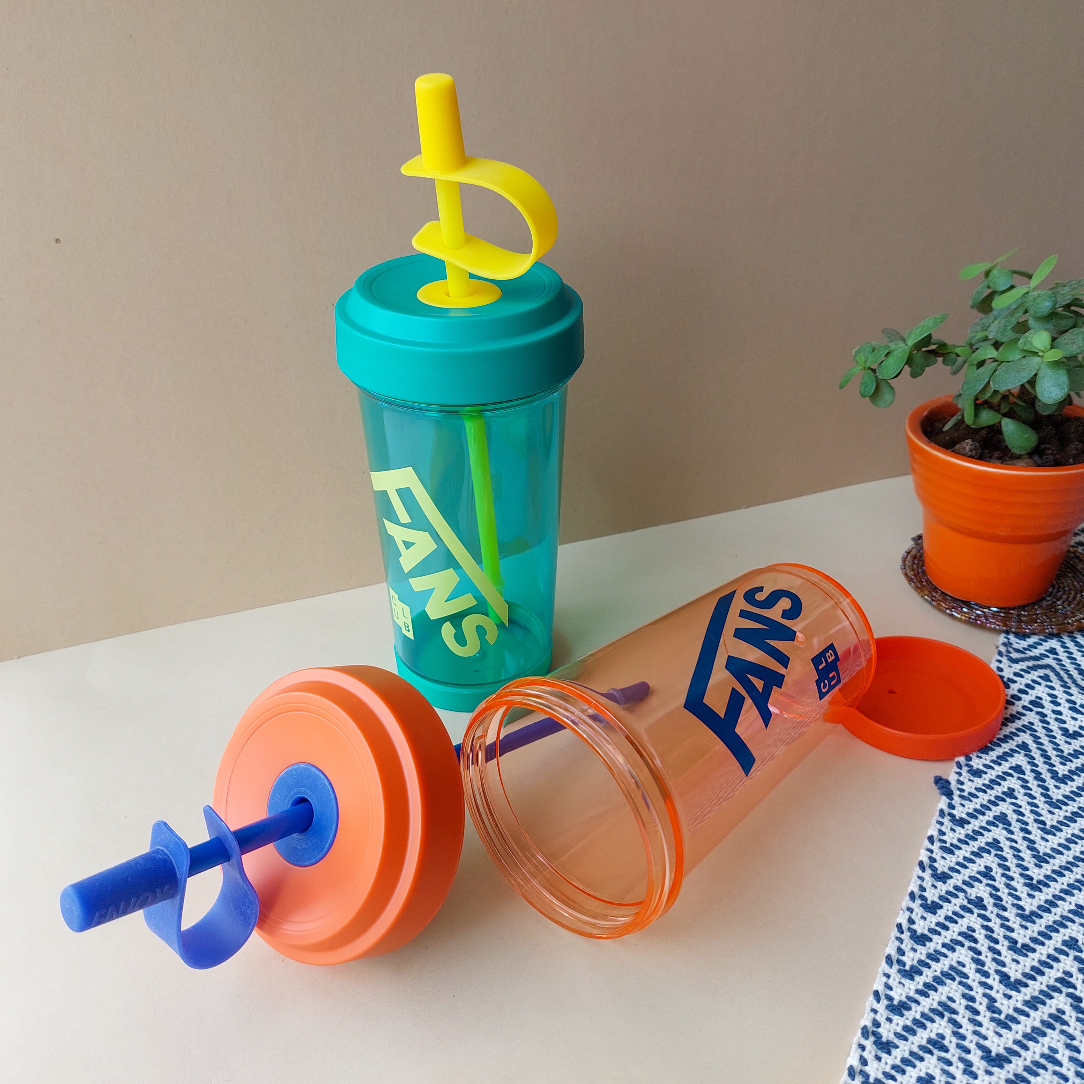 Fans Sipper Glasses With Straw 500ml