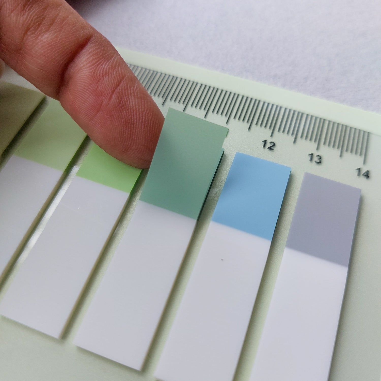 Sticky Notes With Scale 10 Colors