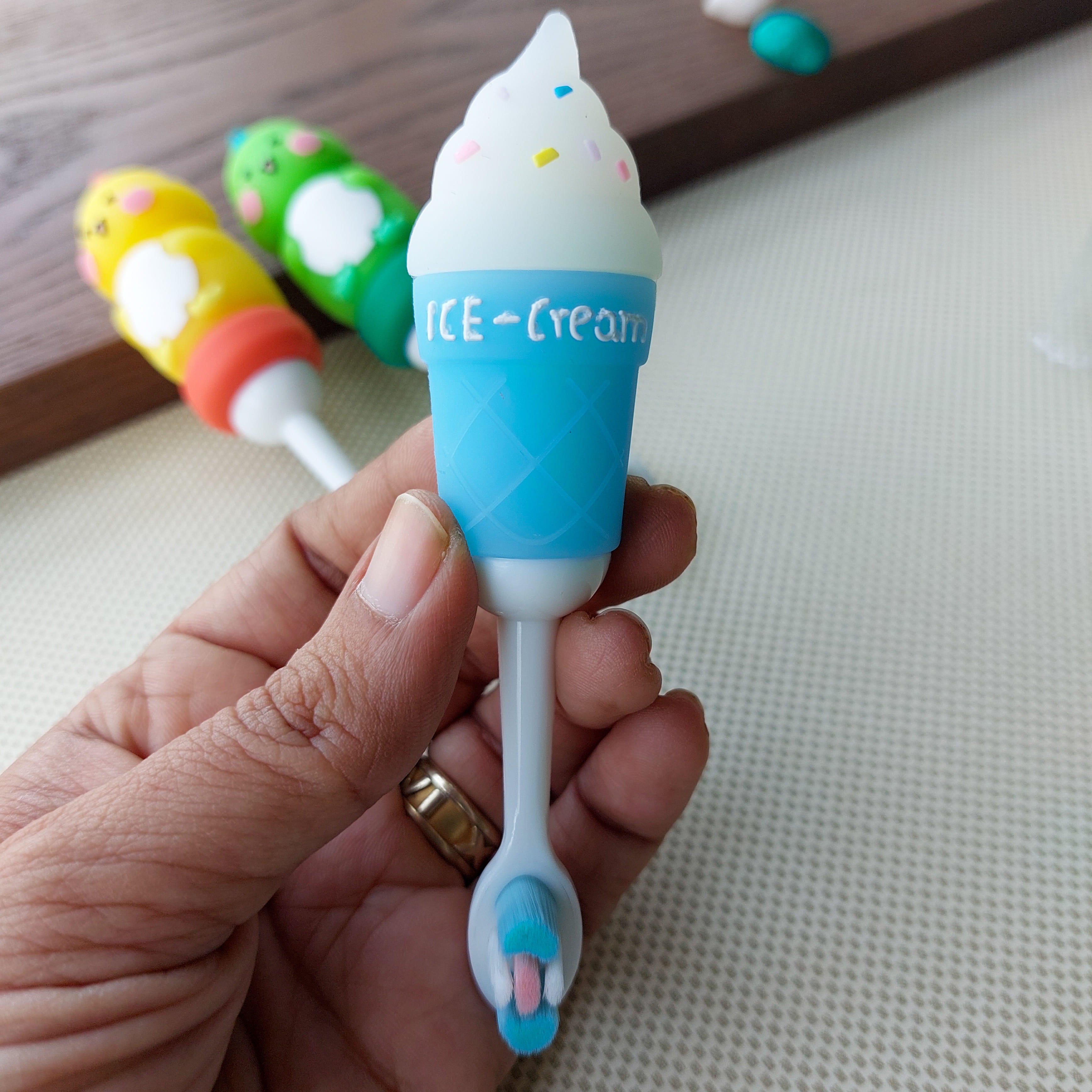 Trendy Toothbrushes