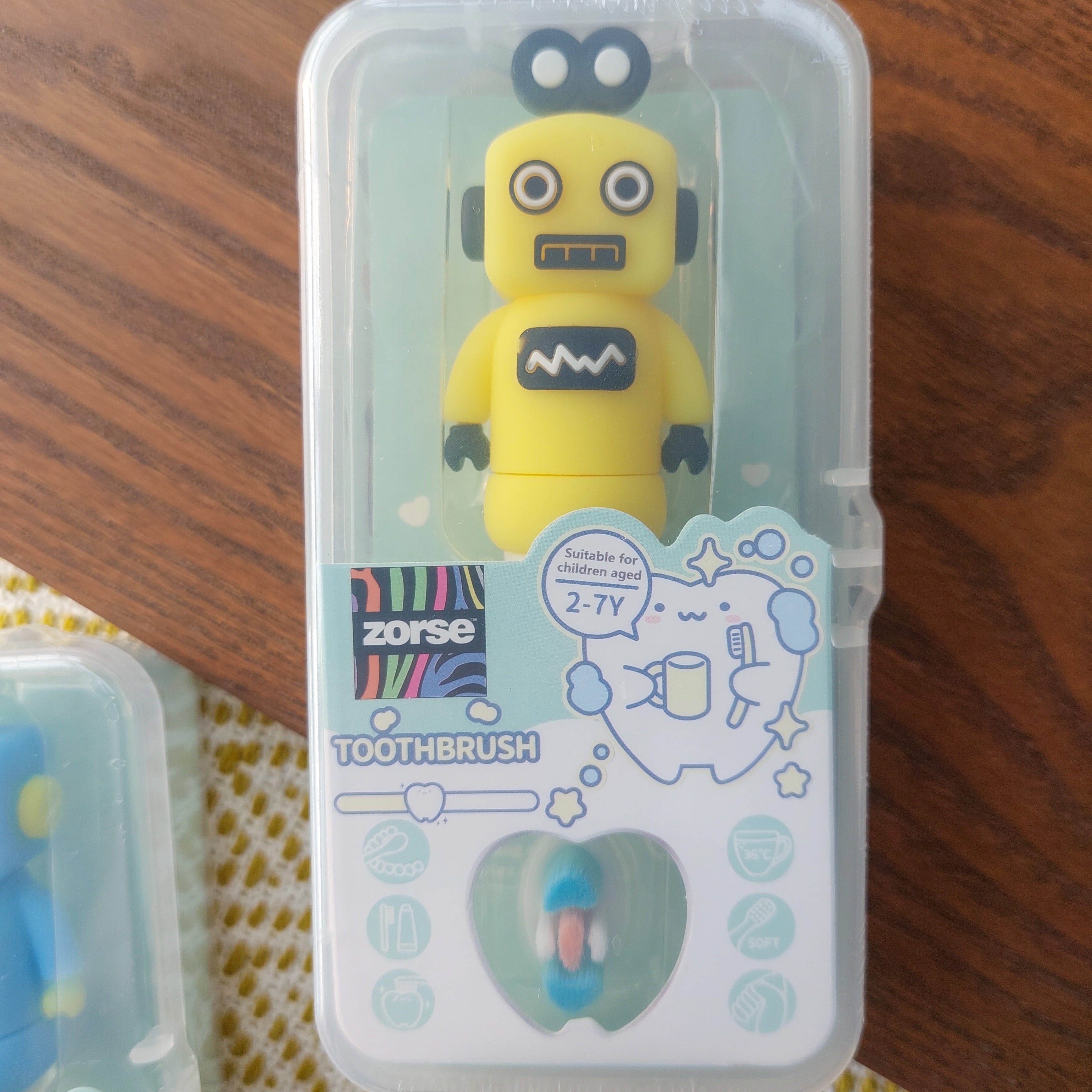 Trendy Toothbrushes With Plastic Box