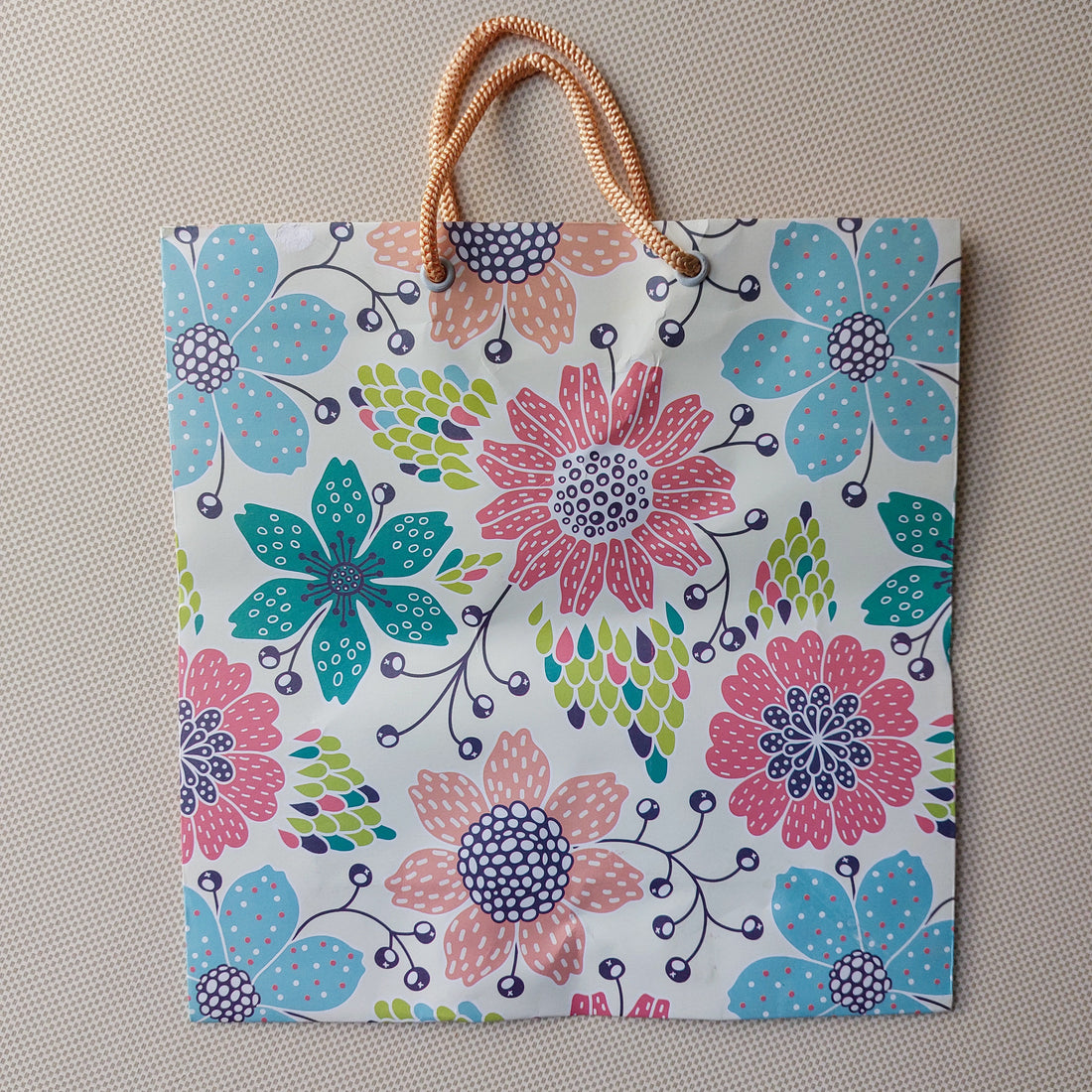 Designer Gift Bags 5pc Set 9x9