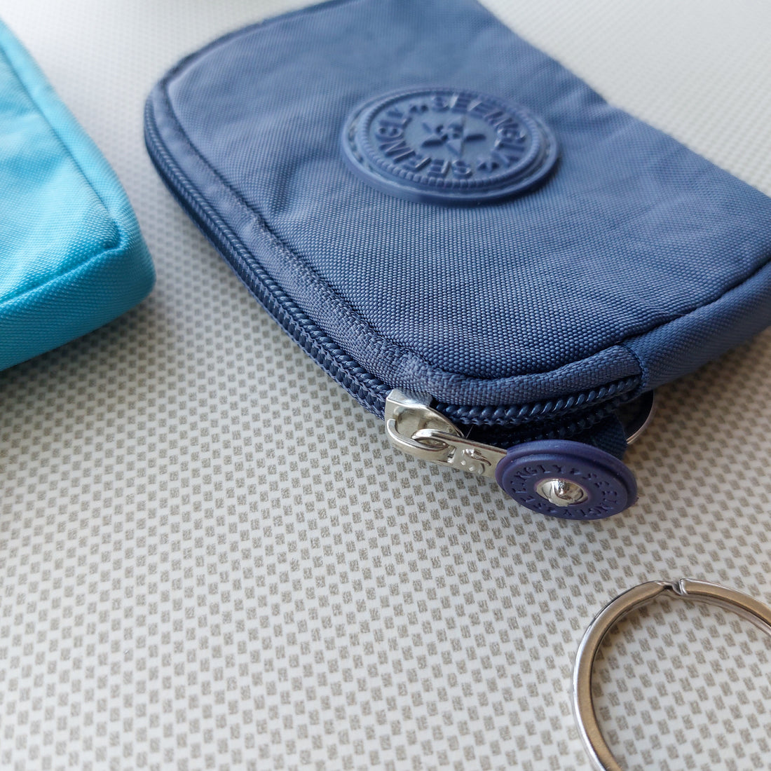 Seeingly Pouches Green and Blue 1 Zip