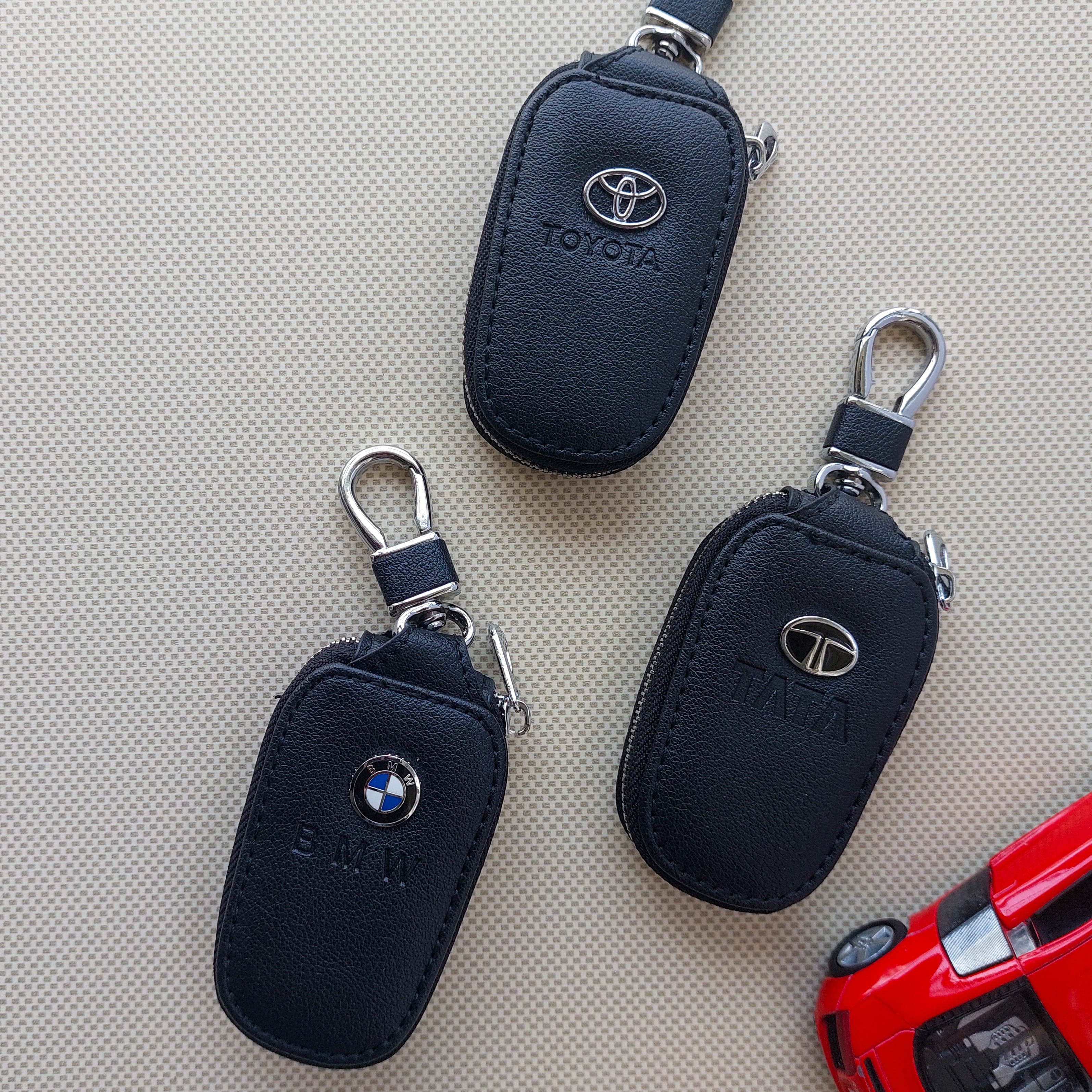 Premium Car Logo Keychains With Pouch