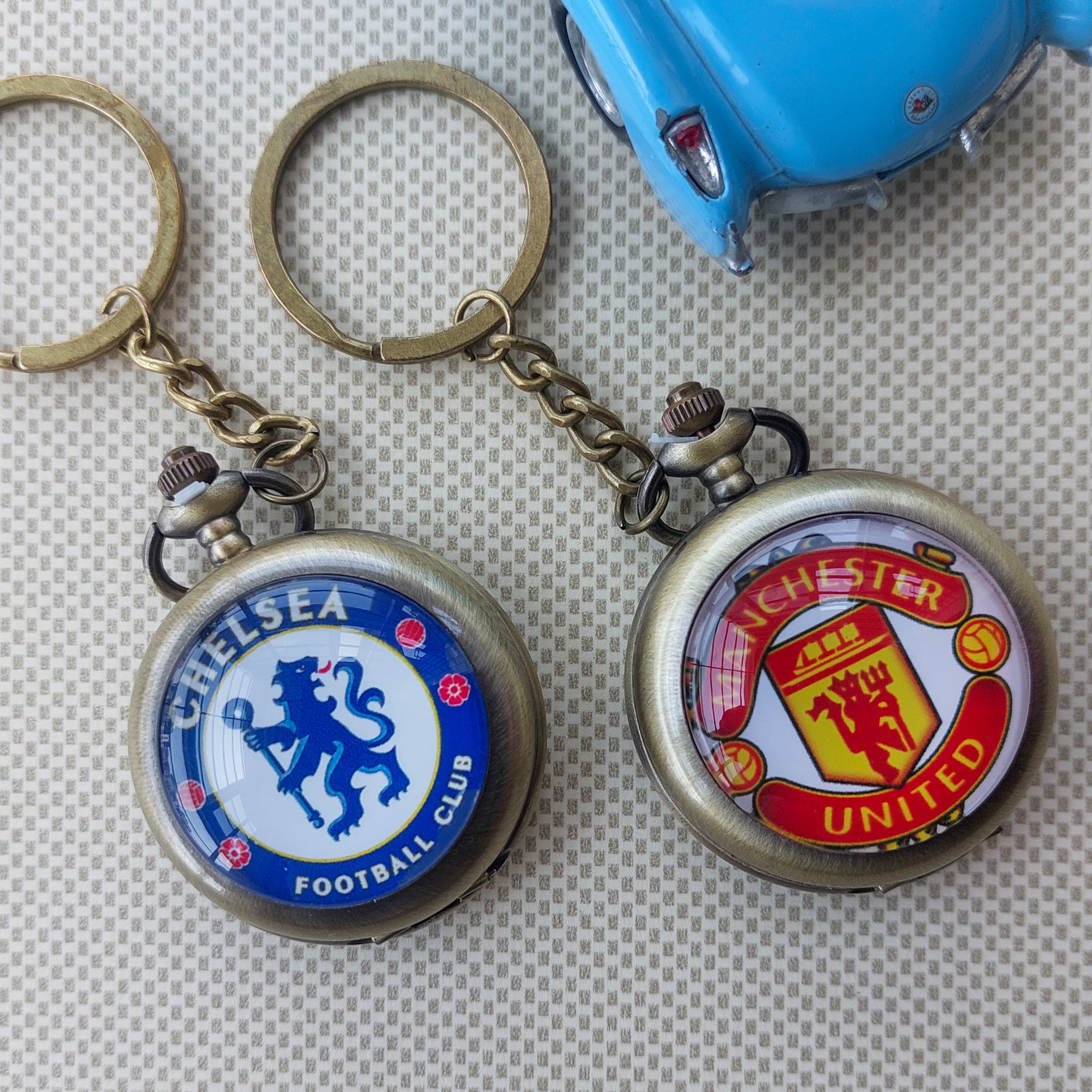 Football Clubs Keychains With Pocket Watch