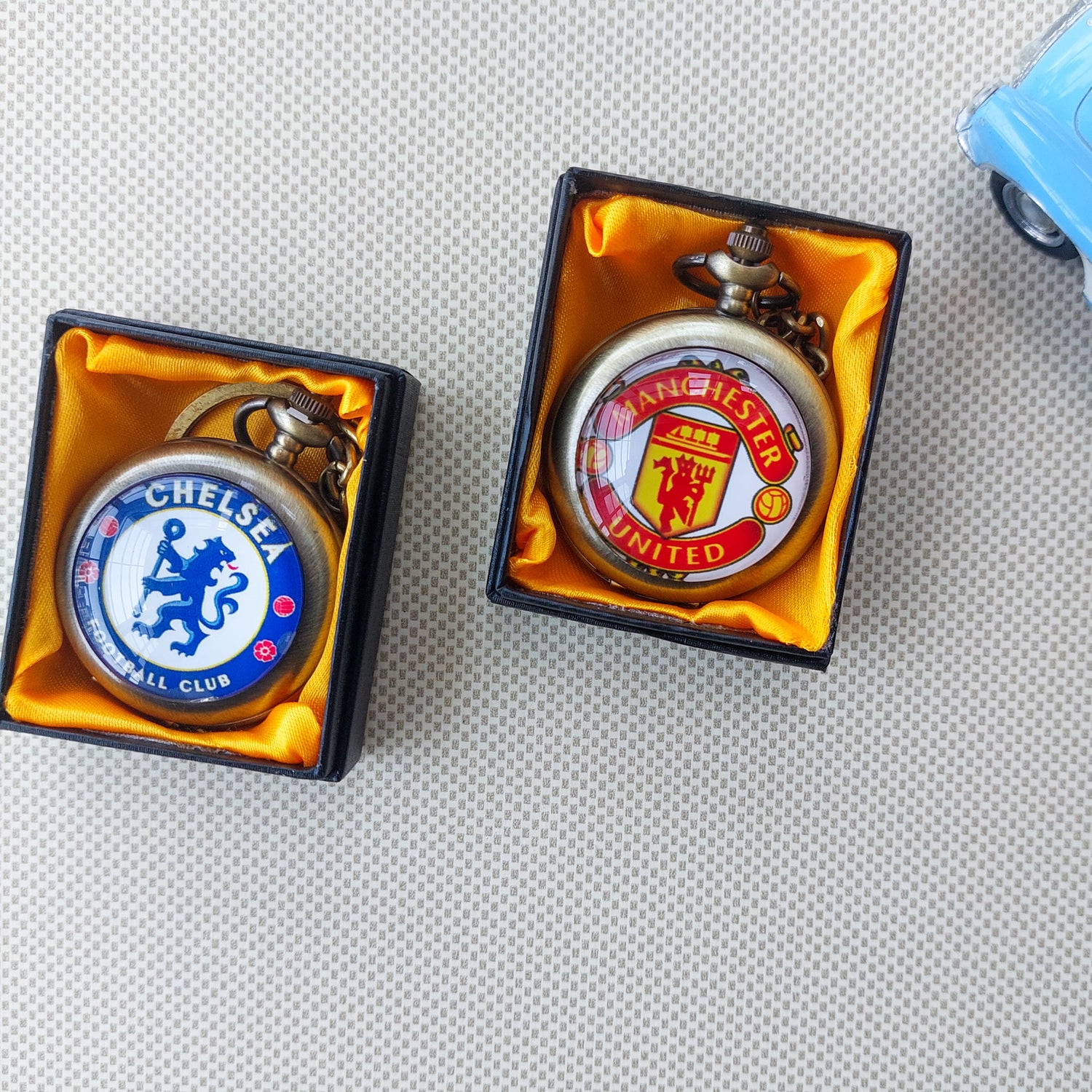 Football Clubs Keychains With Pocket Watch