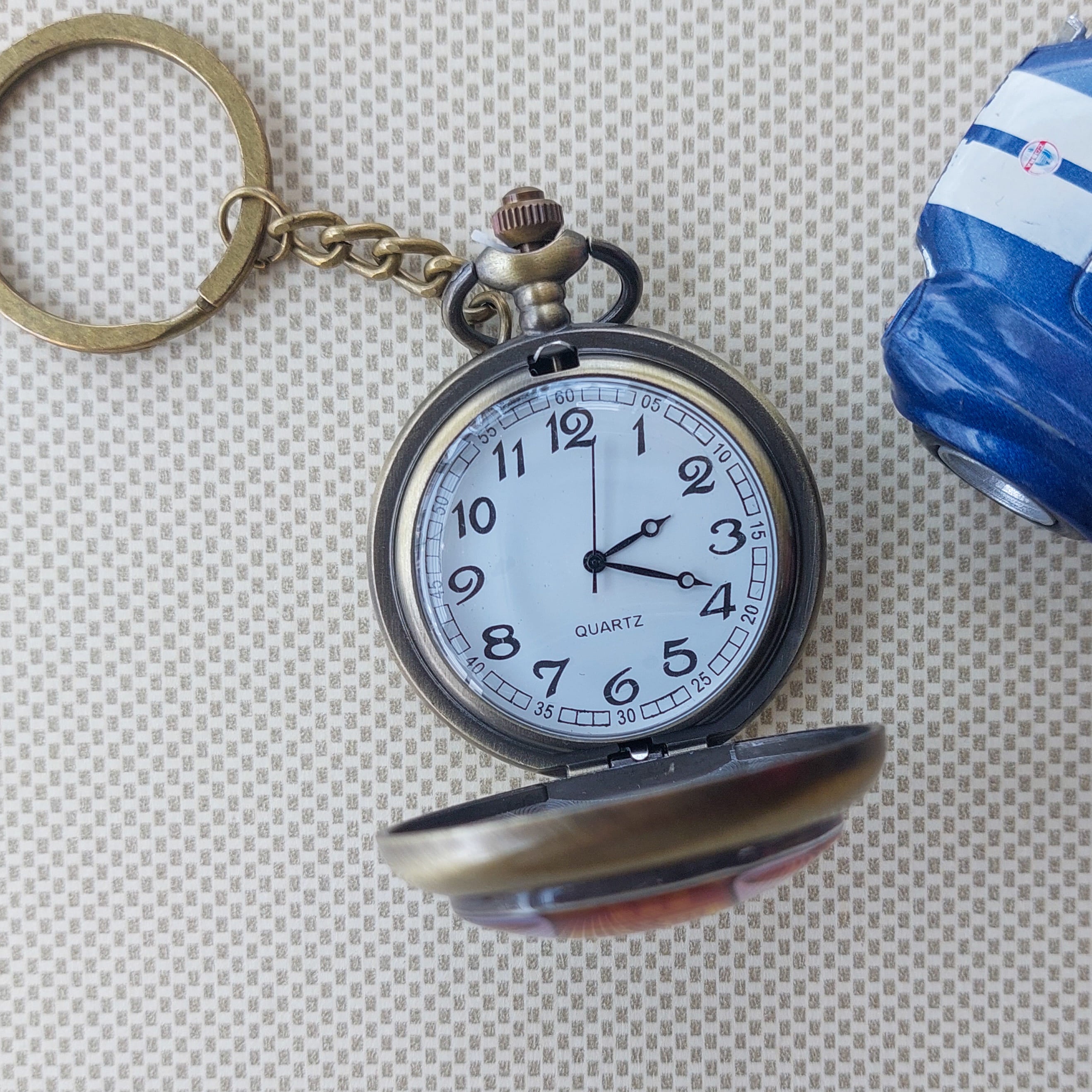 Football Clubs Keychains With Pocket Watch