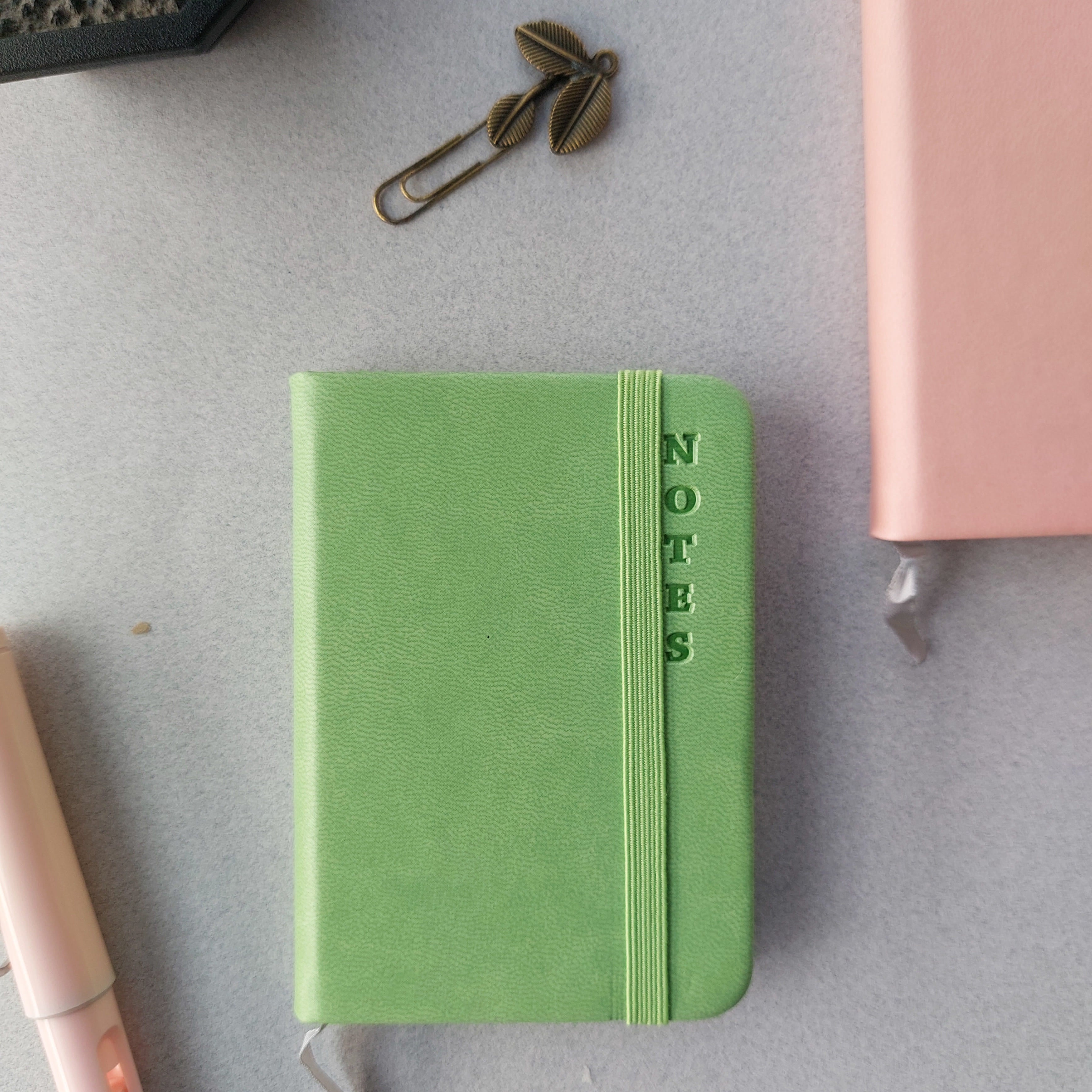 Trendy Solid Color Ruled Diaries A7